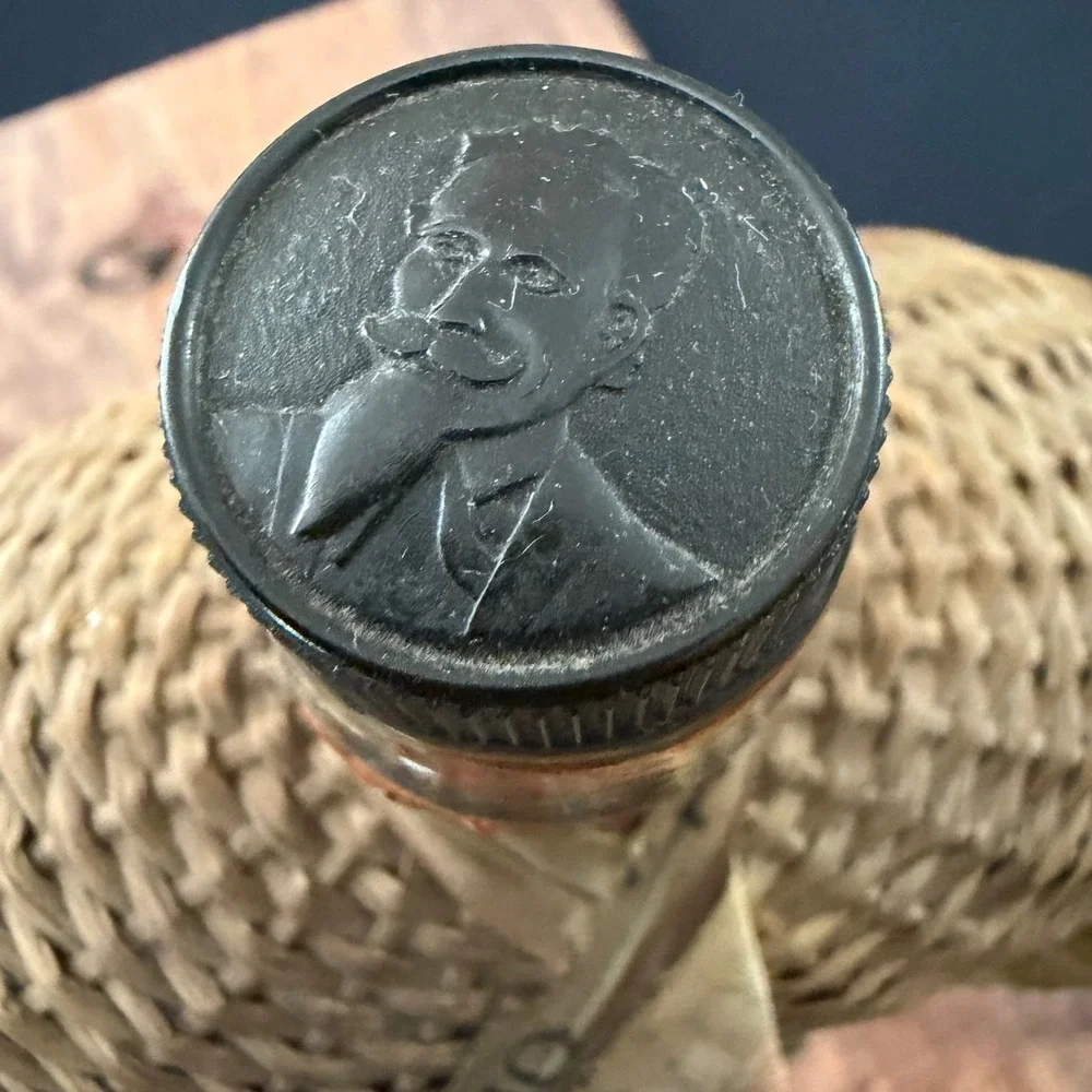 Vintage Habanero Anejo Wicker Wrapped Tequila Bottle Glass Decanter Rope Strap